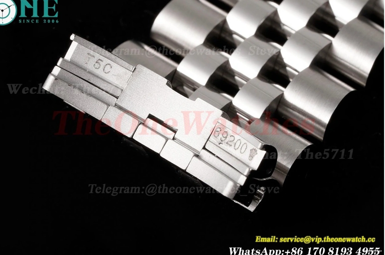 126710 SS VR3285 Pepsi Master 40mm C+F GMT Blue SS V2 II Red 0219